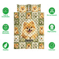 Pomeranian quilt bedding set shown with repeated dog portraits, daisy artwork, and feature icons