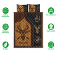 Hunting quilt bedding set with deer artwork shown in a product features presentation