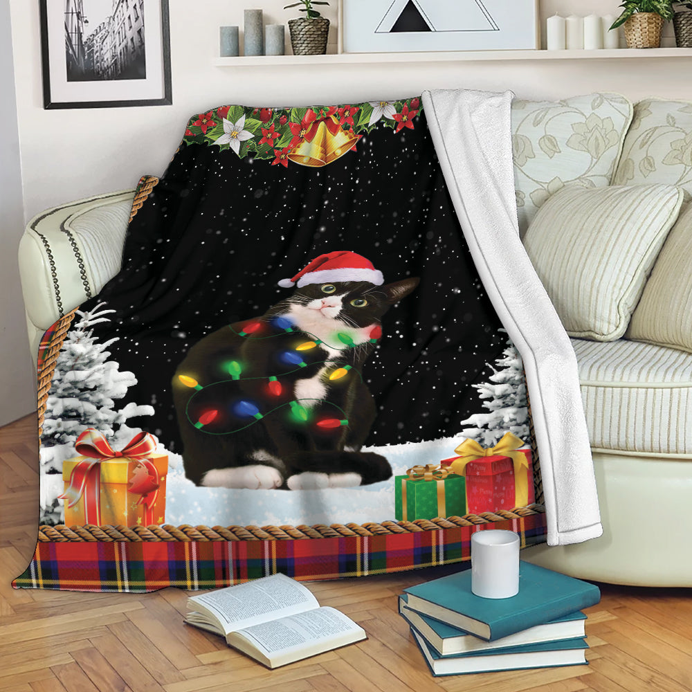 Ohaprints-Fleece-Sherpa-Blanket-Tuxedo-Cat-Christmas-Hat-With-String-Christmas-Tree-Snowflake-Unique-Gift-Soft-Throw-Blanket-2051-Fleece Blanket