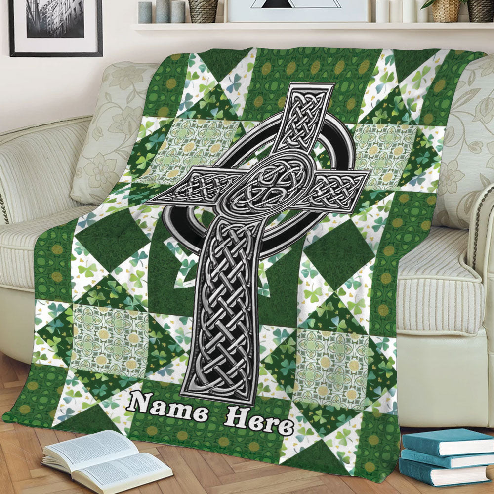 Ohaprints-Fleece-Sherpa-Blanket-Irish-Celtic-Knot-Shamrock-Green-&-White-Patchwork-Custom-Personalized-Name-Soft-Throw-Blanket-2209-Sherpa Blanket