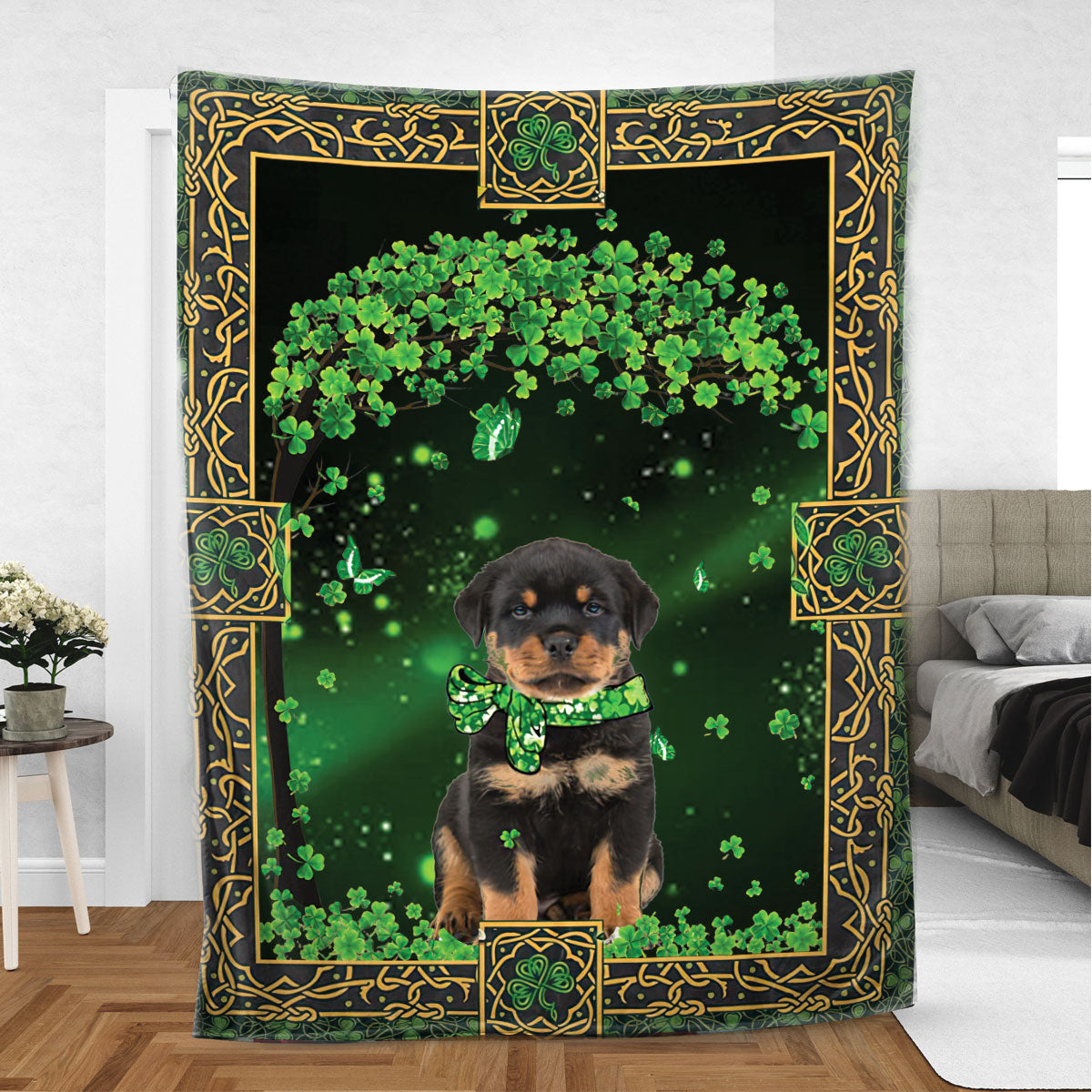 Ohaprints-Fleece-Sherpa-Blanket-Rottweiler-Dog-Green-Tree-Soft-Throw-Blanket-889-Sherpa Blanket