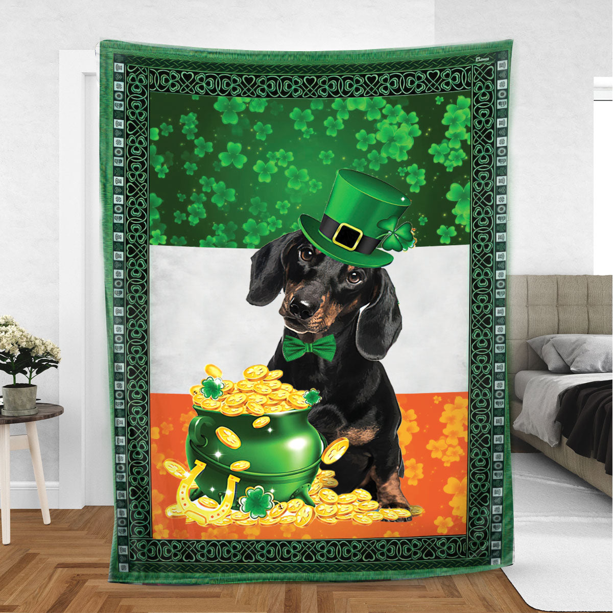 Ohaprints-Fleece-Sherpa-Blanket-Black-&-Tan-Dachshund-Weiner-Soft-Throw-Blanket-830-Sherpa Blanket