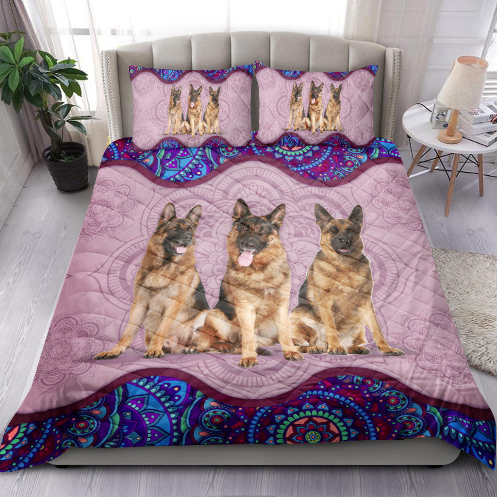 Ohaprints-Quilt-Bed-Set-Pillowcase-German-Shepherd-Pink-Blue-Mandala-Animal-Pet-Lover-Gift-Idea-Blanket-Bedspread-Bedding-435-King (90'' x 100'')