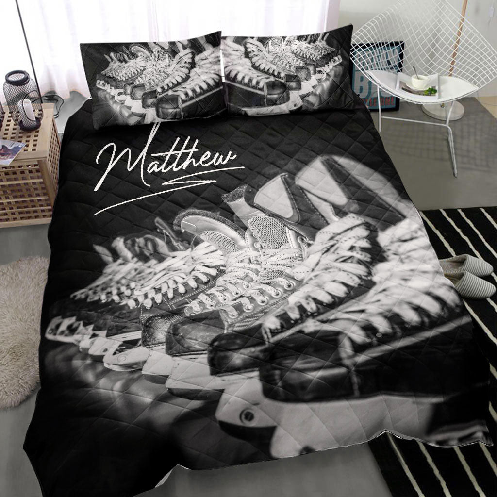 Ohaprints-Quilt-Bed-Set-Pillowcase-Hockey-Skate-Shoes-Player-Fan-Gift-Vintage-Black-Custom-Personalized-Name-Blanket-Bedspread-Bedding-2730-Throw (55'' x 60'')