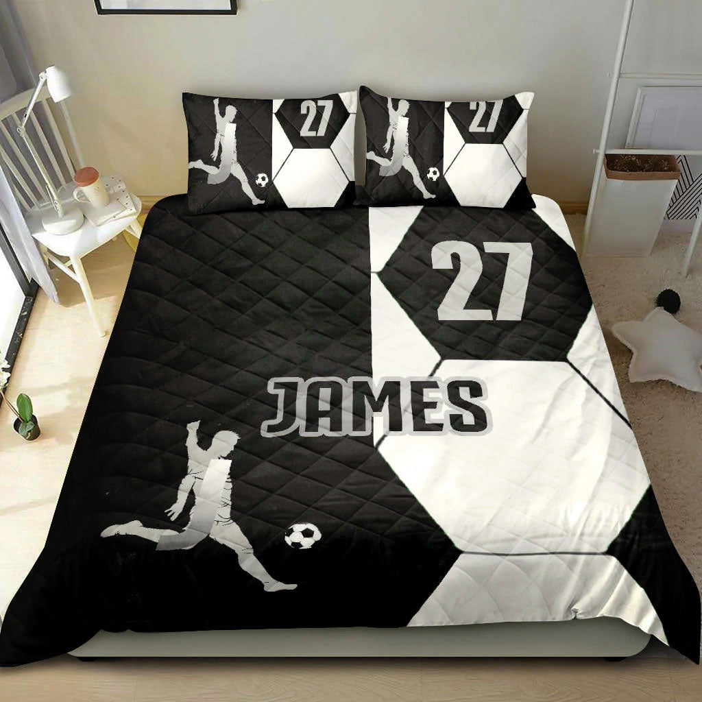 Ohaprints-Quilt-Bed-Set-Pillowcase-Soccer-Pattern-Boy-Player-Fan-Gift-Black-White-Custom-Personalized-Name-Number-Blanket-Bedspread-Bedding-1046-Double (70'' x 80'')
