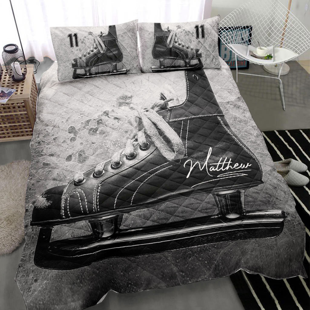 Ohaprints-Quilt-Bed-Set-Pillowcase-Hockey-Skate-Shoes-Player-Fan-Vintage-Grey-Custom-Personalized-Name-Number-Blanket-Bedspread-Bedding-2816-Throw (55'' x 60'')