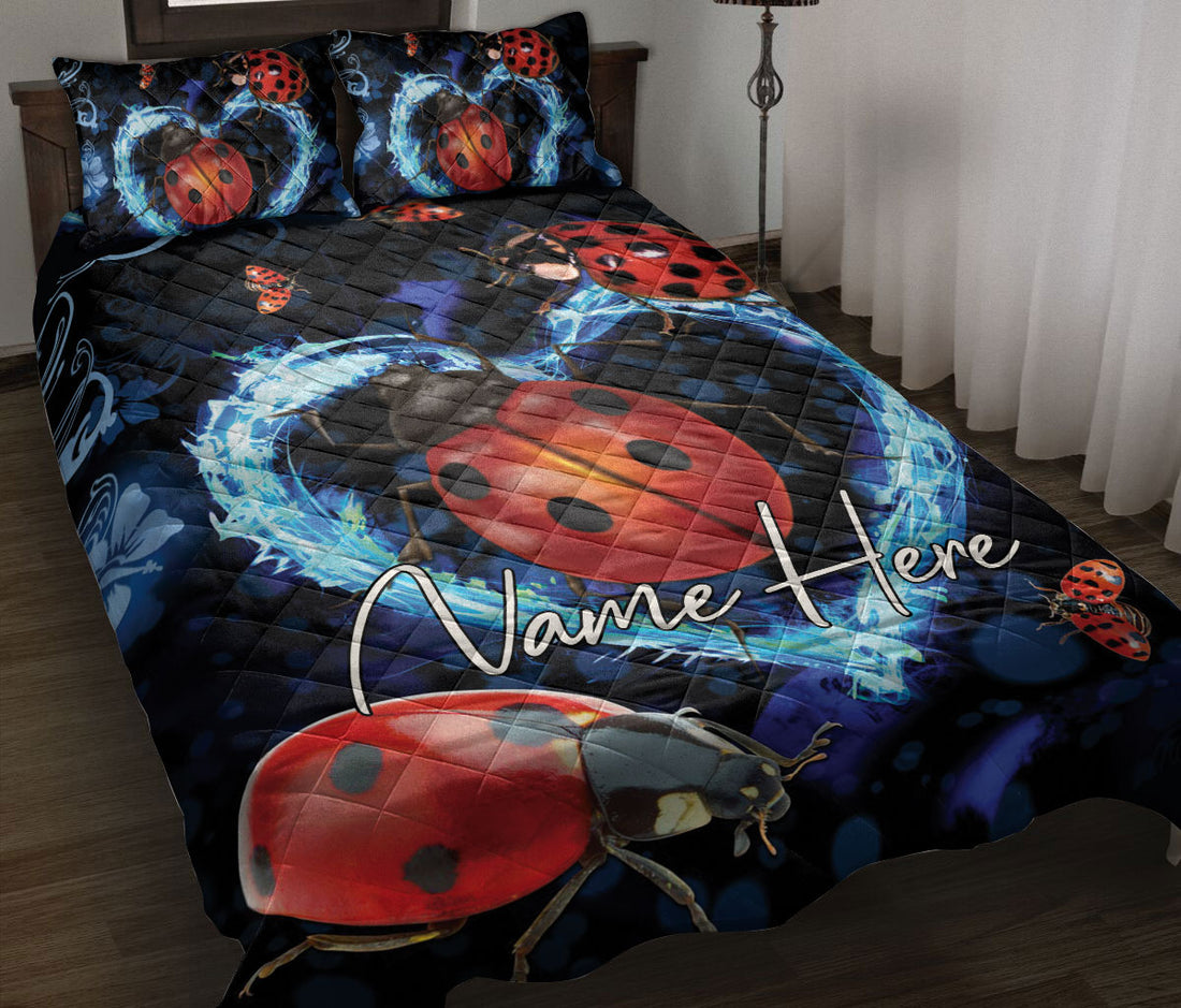 Ohaprints-Quilt-Bed-Set-Pillowcase-Ladybugs-Blue-Heart-Flower-Floral-Pattern-Gift-For-Animal-Lover-Black-Blanket-Bedspread-Bedding-140-Throw (55'' x 60'')