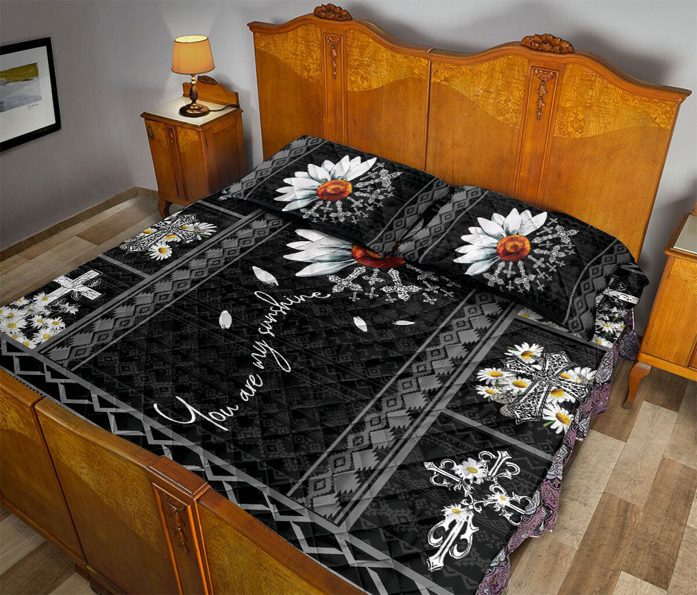 Ohaprints-Quilt-Bed-Set-Pillowcase-Black-White-Daisy-God-Jesus-You-Are-My-Sunshine-Cross-Christian-Unique-Gift-Blanket-Bedspread-Bedding-1946-Queen (80'' x 90'')