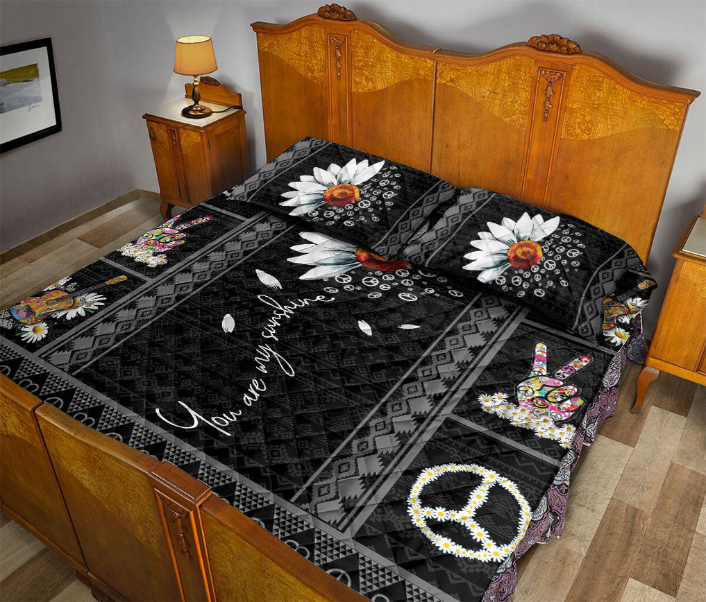 Ohaprints-Quilt-Bed-Set-Pillowcase-You-Are-My-Sunshine-Peace-Sign-Hand-Black-White-Boho-Unique-Gift-Hippie-Blanket-Bedspread-Bedding-1827-Queen (80'' x 90'')