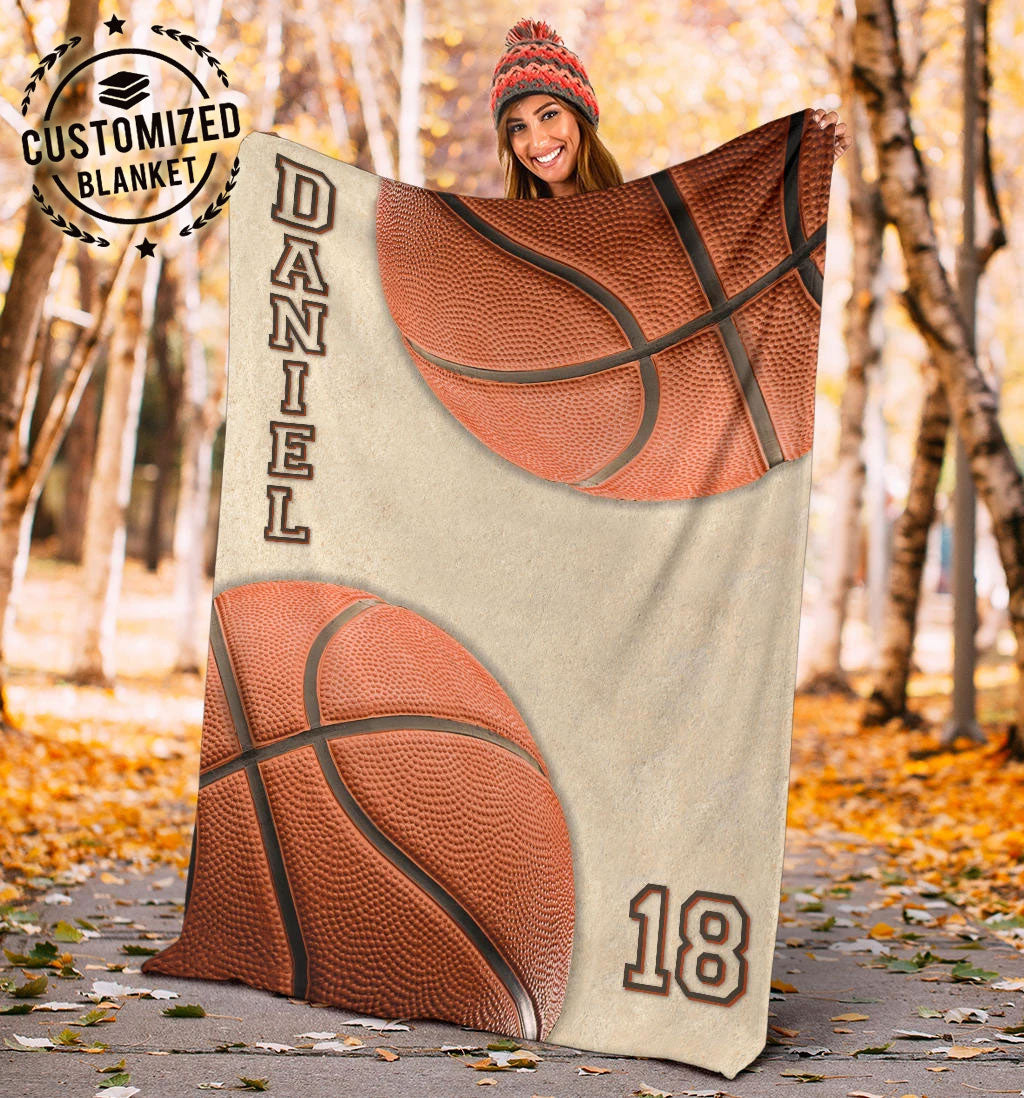 Ohaprints-Fleece-Sherpa-Blanket-Basketball-Gift-For-Son-Boy-Men-Custom-Personalized-Name-Number-Soft-Throw-Blanket-1572-Sherpa Blanket