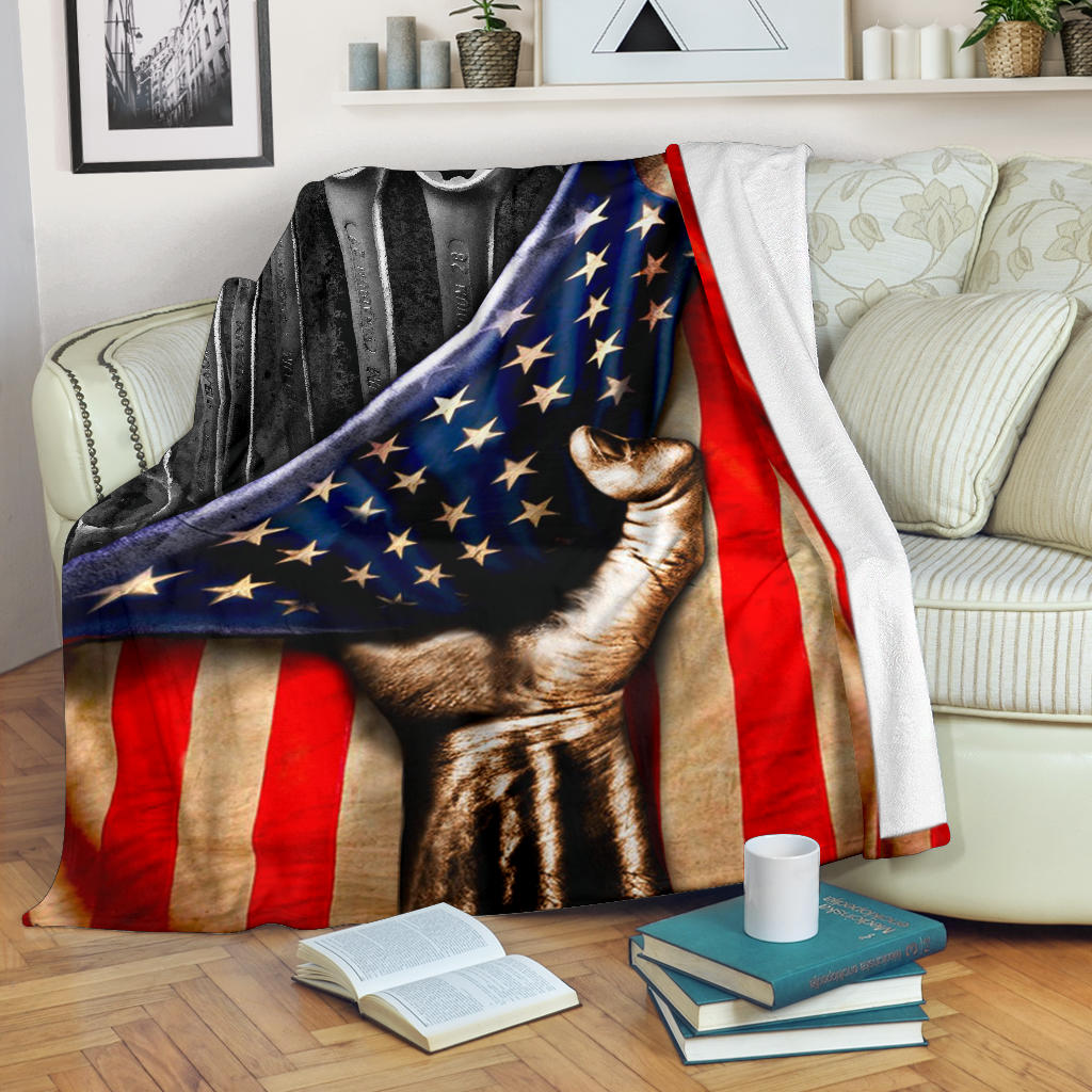 Ohaprints-Fleece-Sherpa-Blanket-Gift-For-Mechanic-America-Us-Flag-Patriotic-Mechanic-Pride-Hand-Soft-Throw-Blanket-1616-Fleece Blanket