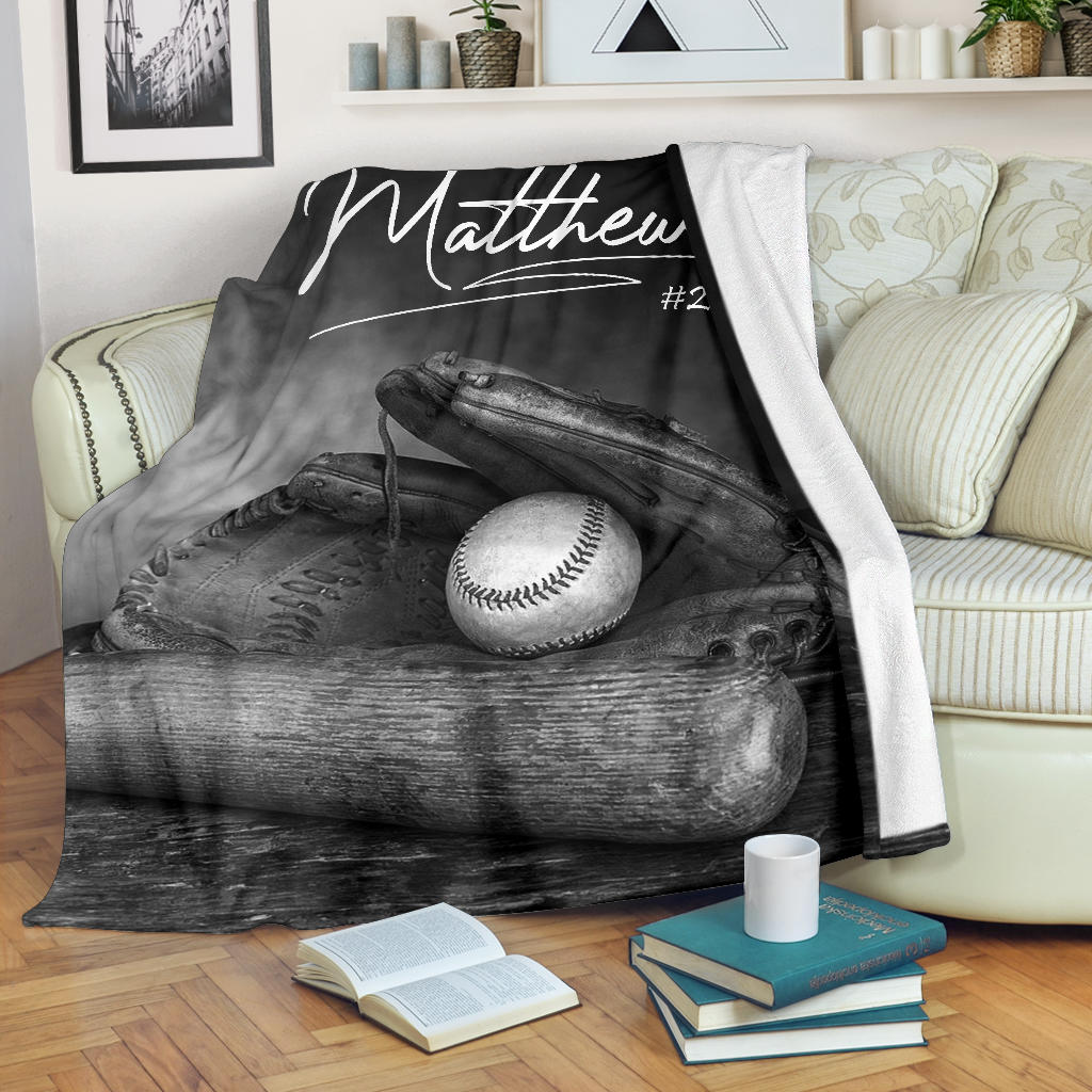 Ohaprints-Fleece-Sherpa-Blanket-Baseball-Gift-For-Son-Boy-Custom-Personalized-Name-Number-Soft-Throw-Blanket-1444-Fleece Blanket