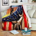 Ohaprints-Fleece-Sherpa-Blanket-Gift-For-Lineman-America-Us-Flag-Patriotic-Electrician-Pride-Hand-Soft-Throw-Blanket-1614-Fleece Blanket