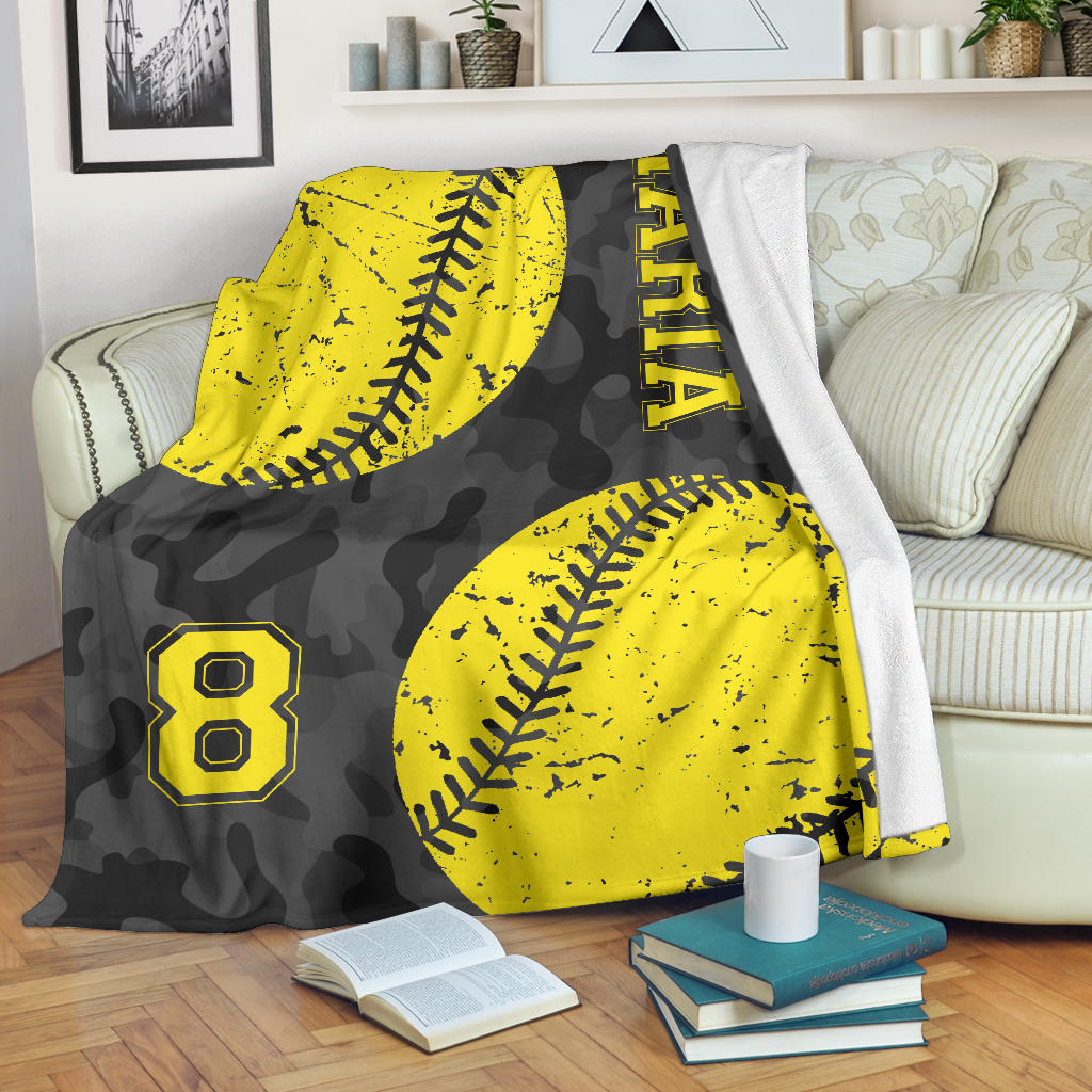 Ohaprints-Fleece-Sherpa-Blanket-Softball-Gift-For-Daughter-Girl-Custom-Personalized-Name-Number-Soft-Throw-Blanket-1178-Fleece Blanket