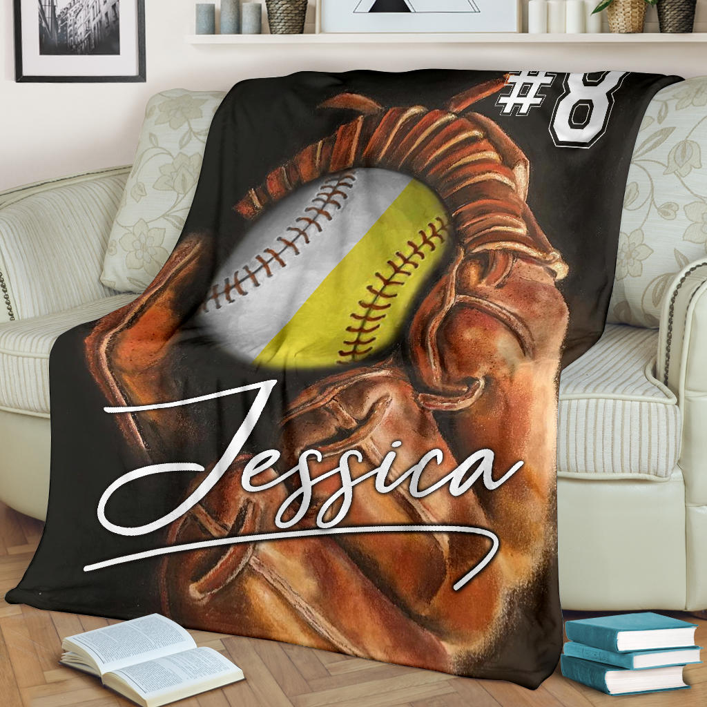 Ohaprints-Fleece-Sherpa-Blanket-Softball-Gift-For-Daughter-Girl-Custom-Personalized-Name-Number-Soft-Throw-Blanket-1171-Fleece Blanket