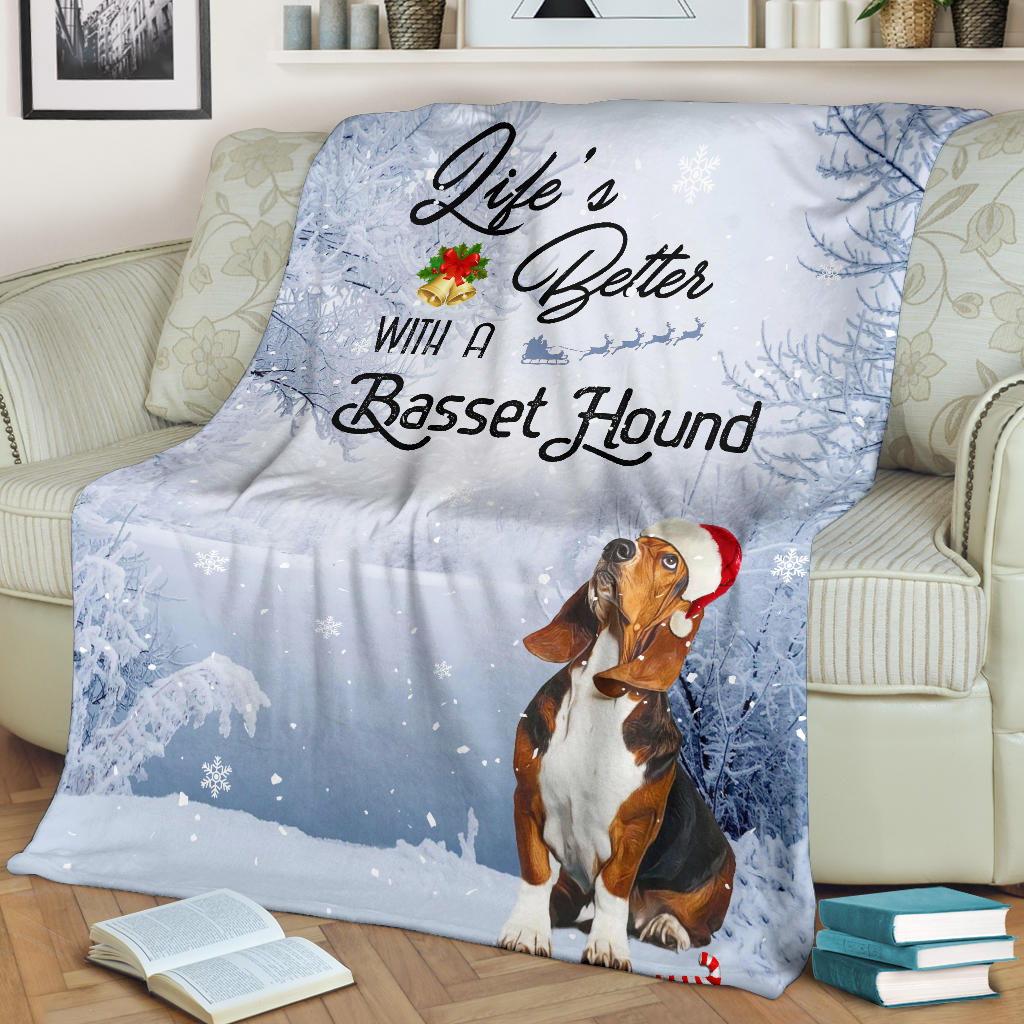 Ohaprints-Fleece-Sherpa-Blanket-Life-Is-Better-With-A-Basset-Hound-Puppy-Dog-Wear-Christmas-Hat-White-Soft-Throw-Blanket-1792-Fleece Blanket