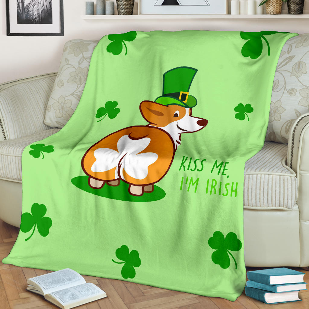 Ohaprints-Fleece-Sherpa-Blanket-Corgi-Dog-Kiss-Me-I-Am-Irish-Funny-Gift-For-Patrick-Day-Soft-Throw-Blanket-1576-Fleece Blanket