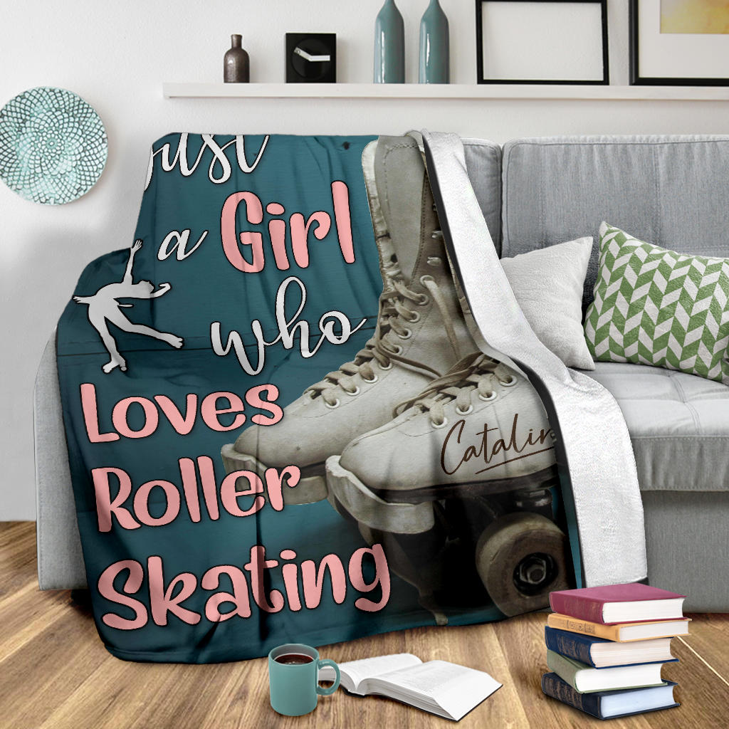 Ohaprints-Fleece-Sherpa-Blanket-Roller-Skater-Just-A-Girl-Who-Love-Roller-Skating-Navy-Custom-Personalized-Name-Soft-Throw-Blanket-1584-Sherpa Blanket