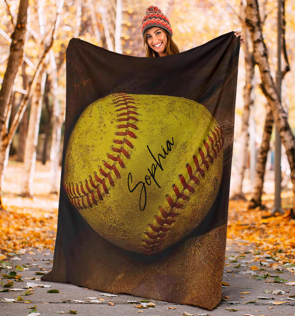 Ohaprints-Fleece-Sherpa-Blanket-Softball-Gift-For-Daughter-Girl-Custom-Personalized-Name-Soft-Throw-Blanket-1856-Sherpa Blanket