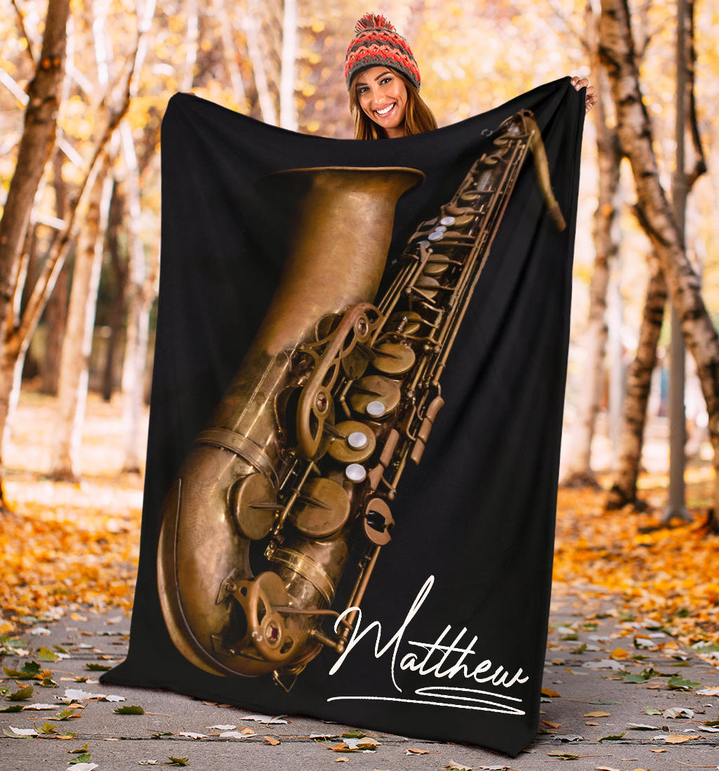 Ohaprints-Fleece-Sherpa-Blanket-Saxophone-Lover-Gift-Saxophone-Artist-Vintage-Black-Custom-Personalized-Name-Soft-Throw-Blanket-1887-Sherpa Blanket