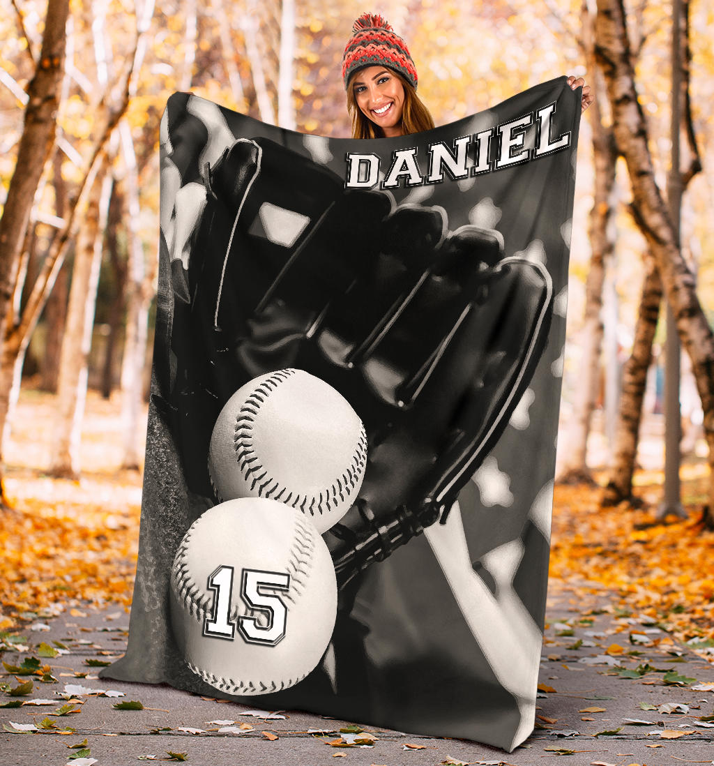 Ohaprints-Fleece-Sherpa-Blanket-Baseball-Gift-For-Son-Boy-Custom-Personalized-Name-Number-Soft-Throw-Blanket-1430-Sherpa Blanket