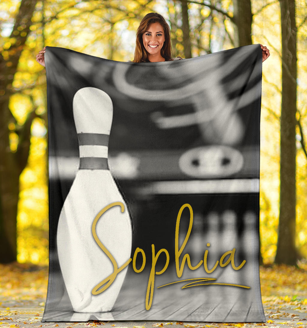 Ohaprints-Fleece-Sherpa-Blanket-Black-White-Bowling-Pin-Blanket-Gift-For-Bowling-Lover-Custom-Personalized-Name-Soft-Throw-Blanket-1738-Sherpa Blanket