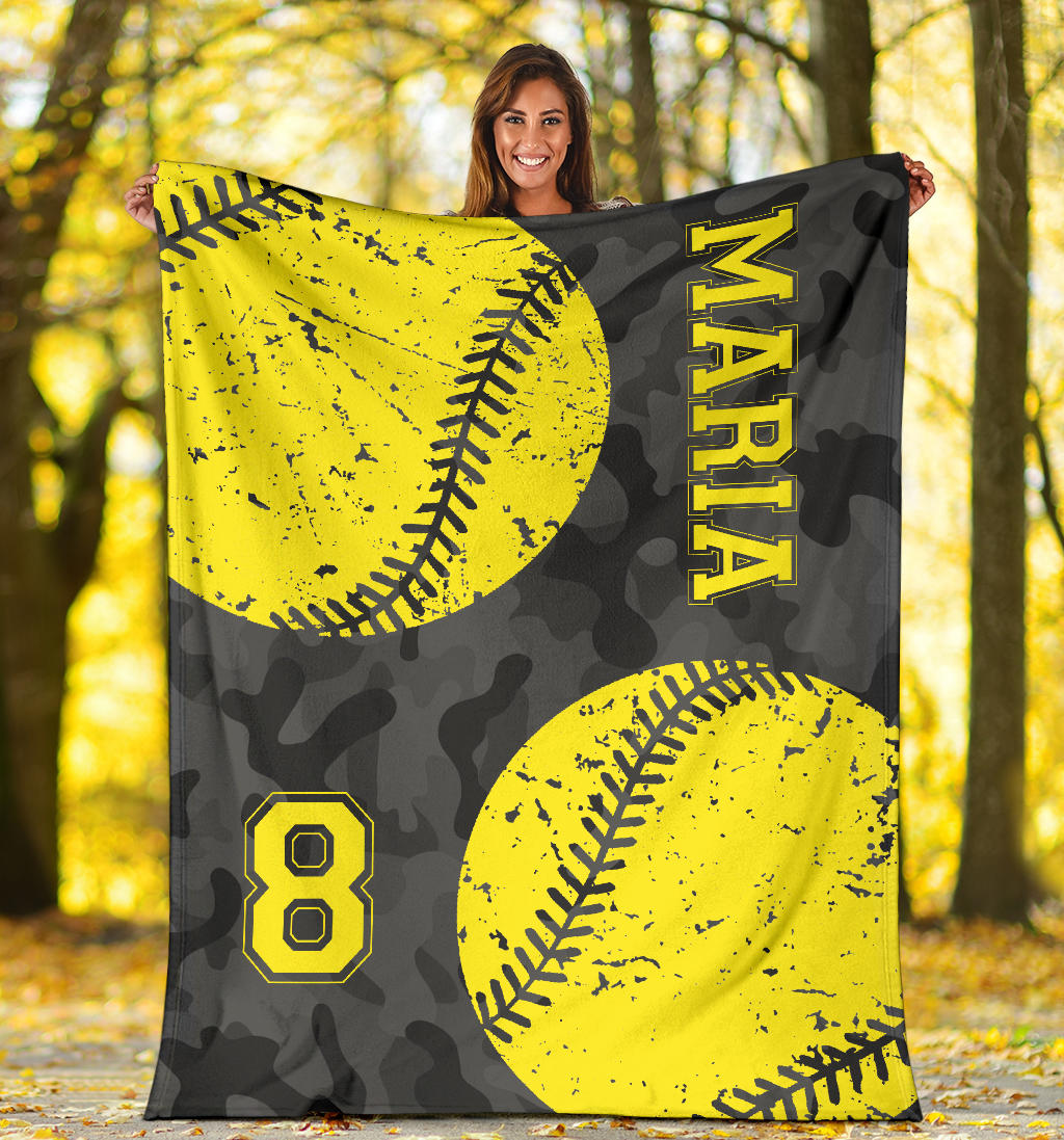 Ohaprints-Fleece-Sherpa-Blanket-Softball-Gift-For-Daughter-Girl-Custom-Personalized-Name-Number-Soft-Throw-Blanket-1178-Sherpa Blanket